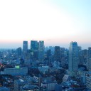 車の光跡と東京タワー フリー素材ドットコム