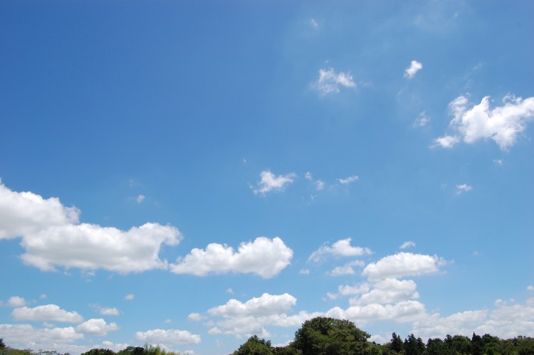 青空 夏空と雲01 フリー素材ドットコム
