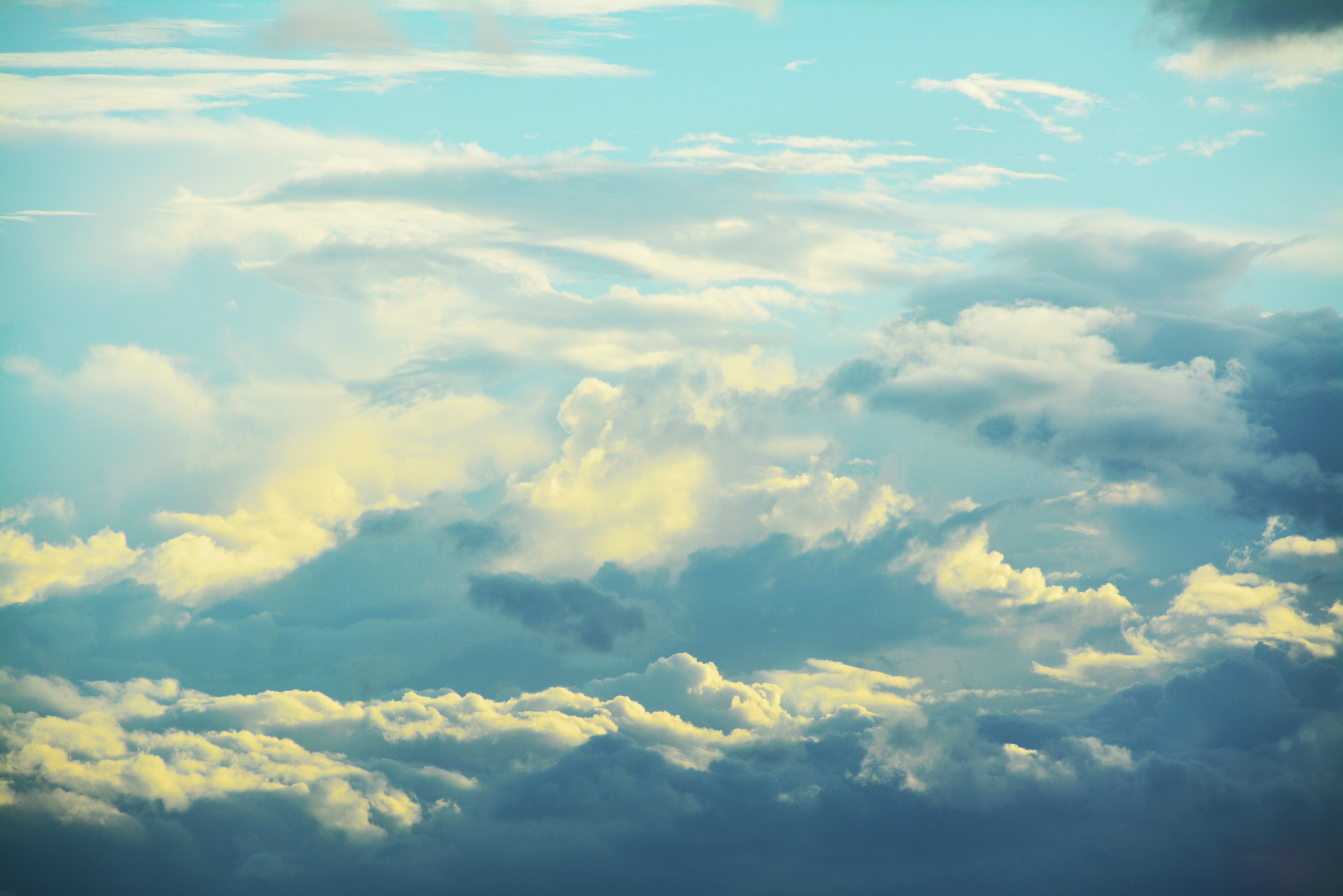 天空 神秘的な空と雲02 フリー素材ドットコム