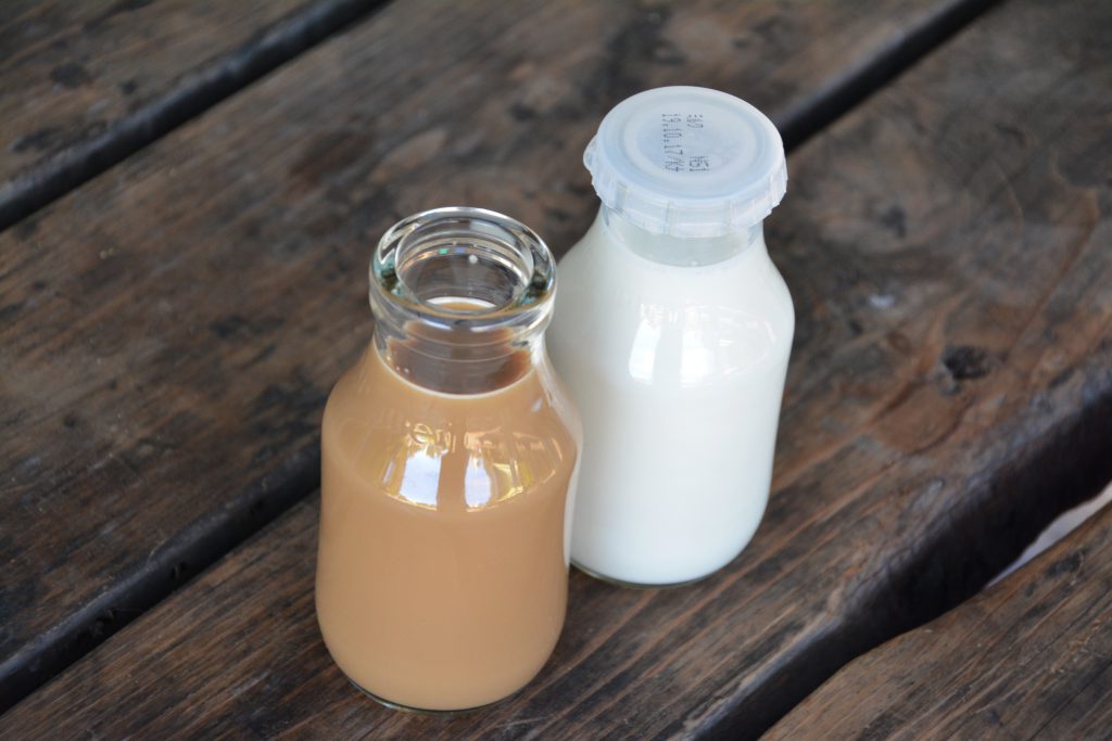 瓶の牛乳 コーヒー牛乳02 フリー素材ドットコム