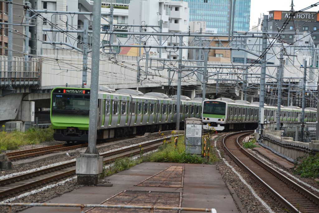 電車01 フリー素材ドットコム