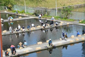 釣り堀 フリー素材ドットコム